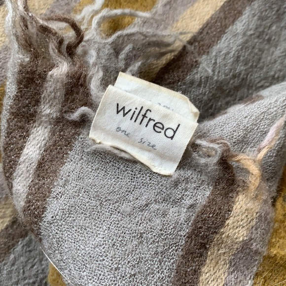 Wilfred Blanket Scarf - Picture 5 of 5